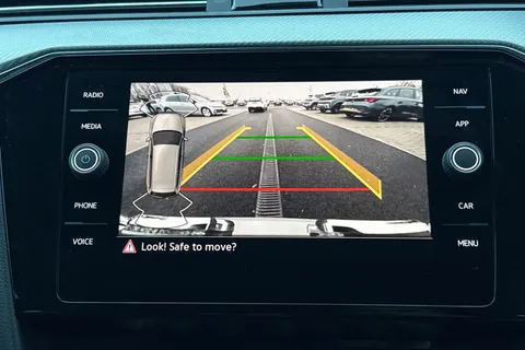42 of 48 for VOLKSWAGEN PASSAT 1.5 TSI EVO R-Line 5dr DSG