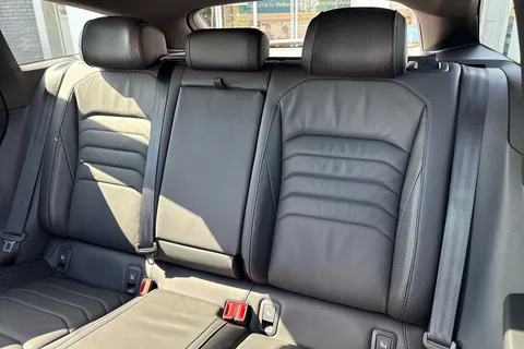 14 of 64 for VOLKSWAGEN ARTEON 2.0 TSI R 5dr 4MOTION DSG