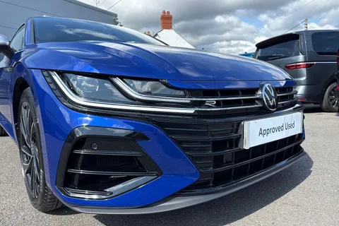 17 of 64 for VOLKSWAGEN ARTEON 2.0 TSI R 5dr 4MOTION DSG