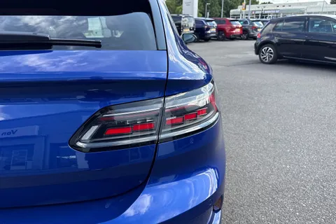 26 of 64 for VOLKSWAGEN ARTEON 2.0 TSI R 5dr 4MOTION DSG