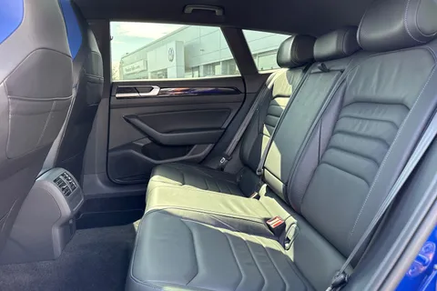 34 of 64 for VOLKSWAGEN ARTEON 2.0 TSI R 5dr 4MOTION DSG