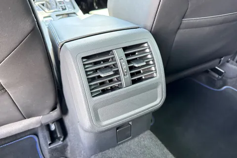 36 of 64 for VOLKSWAGEN ARTEON 2.0 TSI R 5dr 4MOTION DSG