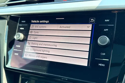 56 of 64 for VOLKSWAGEN ARTEON 2.0 TSI R 5dr 4MOTION DSG