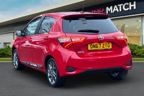 DN67ZTG Toyota Yaris 1.5 VVT-i Excel Euro 6 5dr Thumbnail #3