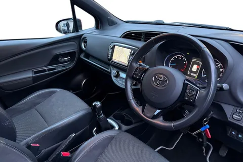 DN67ZTG Toyota Yaris 1.5 VVT-i Excel Euro 6 5dr Thumbnail #9