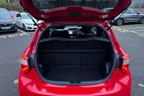 DN67ZTG Toyota Yaris 1.5 VVT-i Excel Euro 6 5dr Thumbnail #11