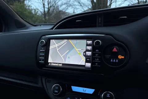 DN67ZTG Toyota Yaris 1.5 VVT-i Excel Euro 6 5dr Thumbnail #13