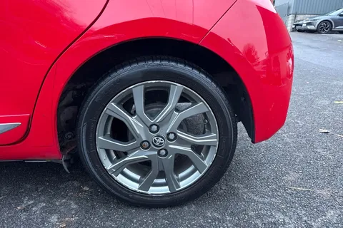 DN67ZTG Toyota Yaris 1.5 VVT-i Excel Euro 6 5dr Thumbnail #25