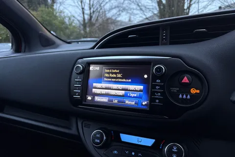 DN67ZTG Toyota Yaris 1.5 VVT-i Excel Euro 6 5dr Thumbnail #30