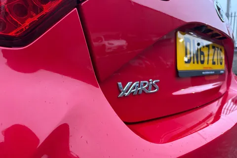 DN67ZTG Toyota Yaris 1.5 VVT-i Excel Euro 6 5dr Thumbnail #42