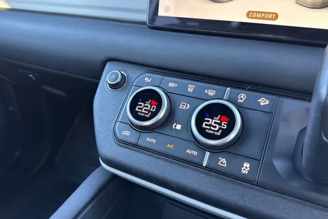 KO73RXB Land Rover Defender 110 3.0 D300 X-Dynamic SE 5dr Thumbnail #24