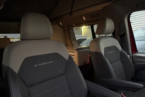 KM25VEL Volkswagen California 2.0 TDI Ocean 5dr DSG-Tow Pack Thumbnail #25