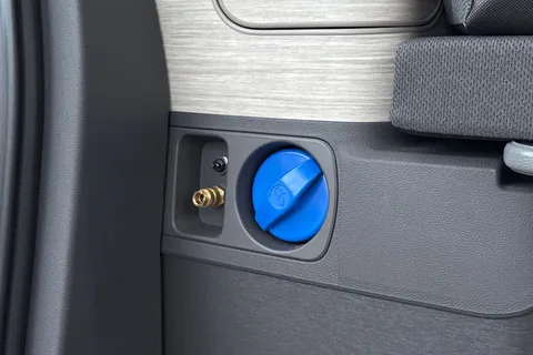 KM25VEL Volkswagen California 2.0 TDI Ocean 5dr DSG-Tow Pack Thumbnail #48