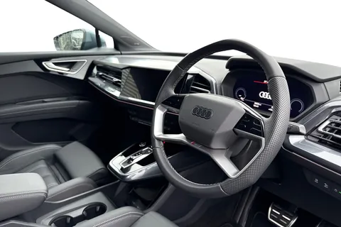 KY74EMX Audi Q4 e-tron Q4 Sportback S line 55 e-tron quattro 250,00 kW Thumbnail #9