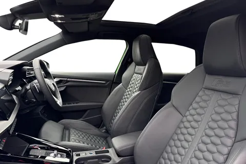 16 of 66 for Audi RS 3 RS 3 Sportback Vorsprung 400 PS S tronic