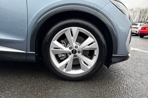 KY74EMX Audi Q4 e-tron Q4 Sportback S line 55 e-tron quattro 250,00 kW Thumbnail #23