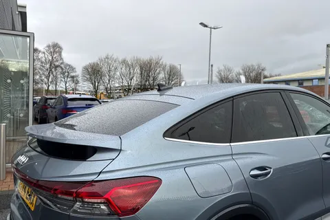 KY74EMX Audi Q4 e-tron Q4 Sportback S line 55 e-tron quattro 250,00 kW Thumbnail #31