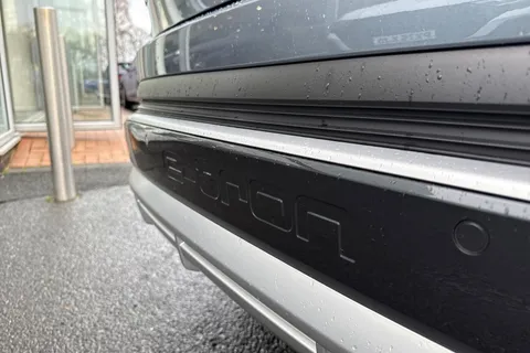 KY74EMX Audi Q4 e-tron Q4 Sportback S line 55 e-tron quattro 250,00 kW Thumbnail #35