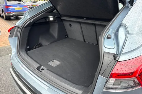 KY74EMX Audi Q4 e-tron Q4 Sportback S line 55 e-tron quattro 250,00 kW Thumbnail #36