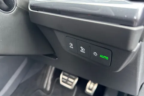 KY74EMX Audi Q4 e-tron Q4 Sportback S line 55 e-tron quattro 250,00 kW Thumbnail #47