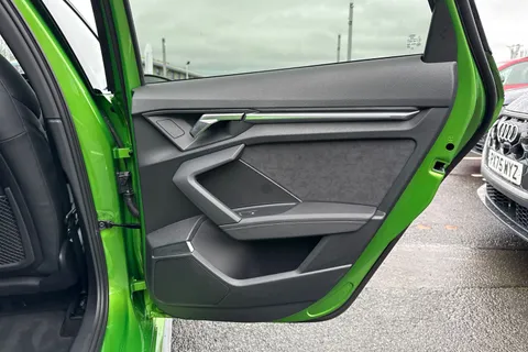 43 of 66 for Audi RS 3 RS 3 Sportback Vorsprung 400 PS S tronic