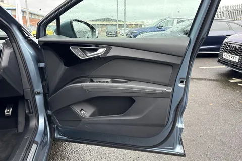 KY74EMX Audi Q4 e-tron Q4 Sportback S line 55 e-tron quattro 250,00 kW Thumbnail #48