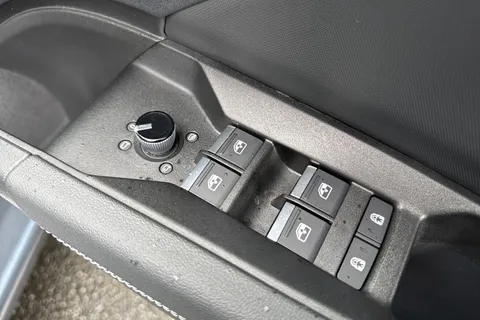 KY74EMX Audi Q4 e-tron Q4 Sportback S line 55 e-tron quattro 250,00 kW Thumbnail #49