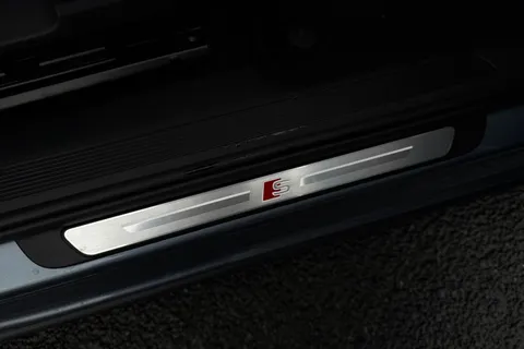 PN74JXC Audi Q4 e-tron Q4  Black Edition 45 e-tron  210,00 kW Thumbnail #49