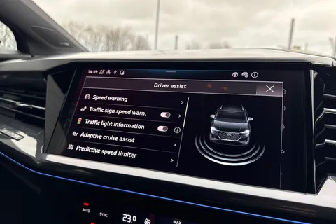 PN74JXC Audi Q4 e-tron Q4  Black Edition 45 e-tron  210,00 kW Thumbnail #58