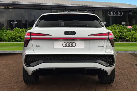  Audi Q3 2.0 TFSI Launch Edition Plus Sportback S Tronic quattro Euro 6 (s/s) 5dr Thumbnail #5