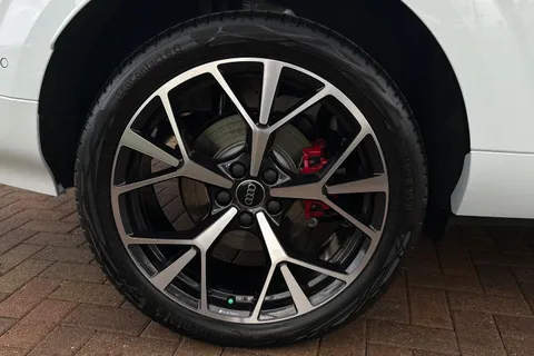  Audi Q3 2.0 TFSI Launch Edition Plus Sportback S Tronic quattro Euro 6 (s/s) 5dr Thumbnail #23