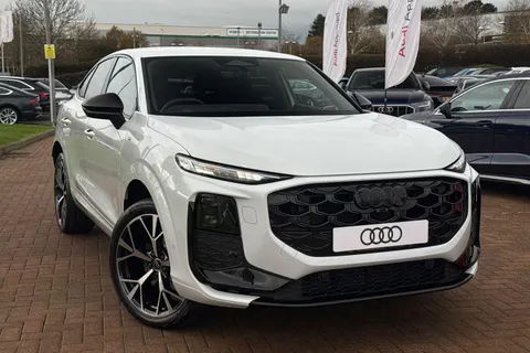  Audi Q3 2.0 TFSI Launch Edition Plus Sportback S Tronic quattro Euro 6 (s/s) 5dr Thumbnail #25