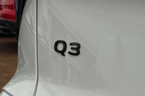  Audi Q3 2.0 TFSI Launch Edition Plus Sportback S Tronic quattro Euro 6 (s/s) 5dr Thumbnail #51