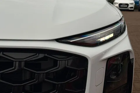  Audi Q3 2.0 TFSI Launch Edition Plus Sportback S Tronic quattro Euro 6 (s/s) 5dr Thumbnail #57