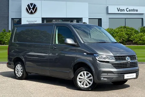 DE74JKJ Volkswagen Transporter 2.0 TDI 110 Highline Van Thumbnail #2