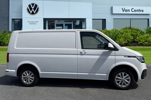 DE74BMV Volkswagen Transporter 2.0 TDI 110 Highline Van Thumbnail #4