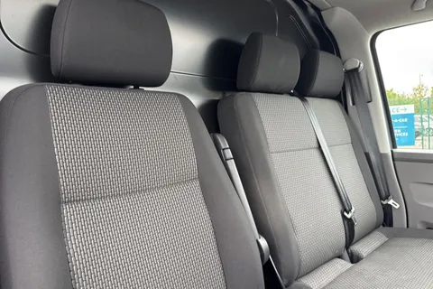 DG74EOR Volkswagen Transporter 2.0 TDI 110 Highline Van Thumbnail #24