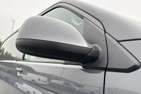 DG74EOR Volkswagen Transporter 2.0 TDI 110 Highline Van Thumbnail #26