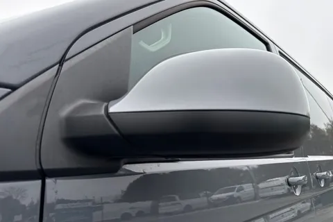 DG74EOR Volkswagen Transporter 2.0 TDI 110 Highline Van Thumbnail #27