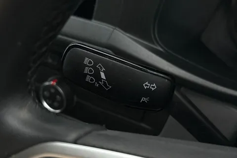 DE74WMF Volkswagen Transporter 2.0 TDI 110 Highline Van Thumbnail #38