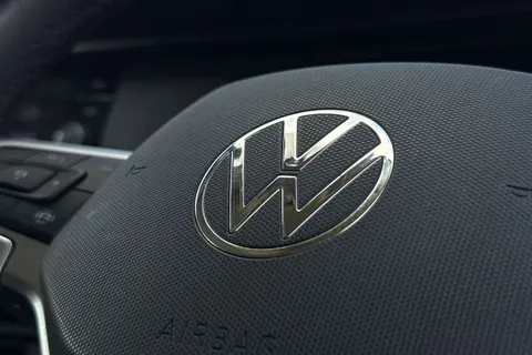 DE74BMV Volkswagen Transporter 2.0 TDI 110 Highline Van Thumbnail #37