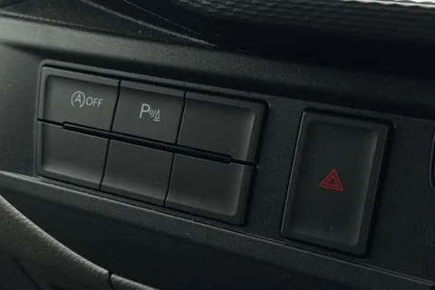 DG74EOR Volkswagen Transporter 2.0 TDI 110 Highline Van Thumbnail #42