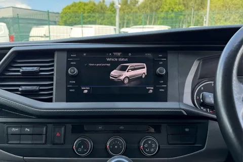 DE74BMV Volkswagen Transporter 2.0 TDI 110 Highline Van Thumbnail #46