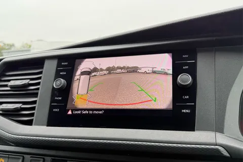 DG74EOR Volkswagen Transporter 2.0 TDI 110 Highline Van Thumbnail #55