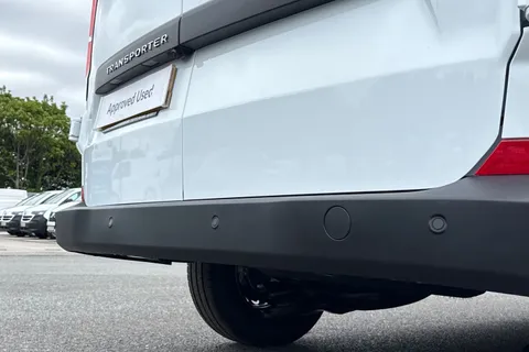 DE25KRO Volkswagen Transporter 2.0 TDI 150 Commerce Plus Van Thumbnail #31