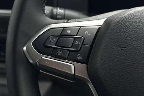 DE25KRO Volkswagen Transporter 2.0 TDI 150 Commerce Plus Van Thumbnail #45