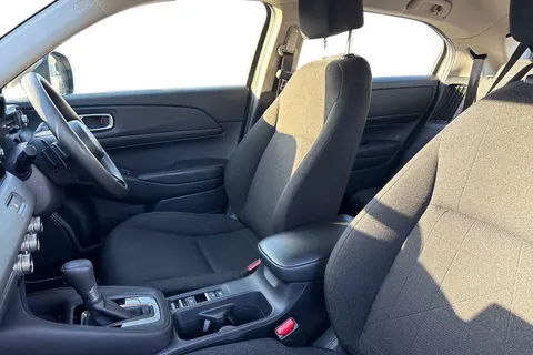 11 of 50 for Honda HR-V 1.5 h i-MMD Elegance CVT Euro 6 (s/s) 5dr