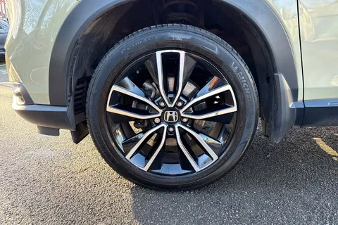 24 of 50 for Honda HR-V 1.5 h i-MMD Elegance CVT Euro 6 (s/s) 5dr