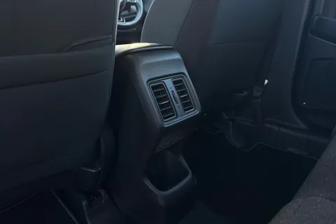 25 of 50 for Honda HR-V 1.5 h i-MMD Elegance CVT Euro 6 (s/s) 5dr