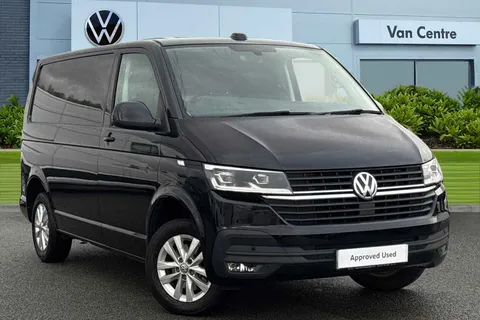 DG74ECC Volkswagen Transporter 2.0 TDI 110 Highline Van Thumbnail #2